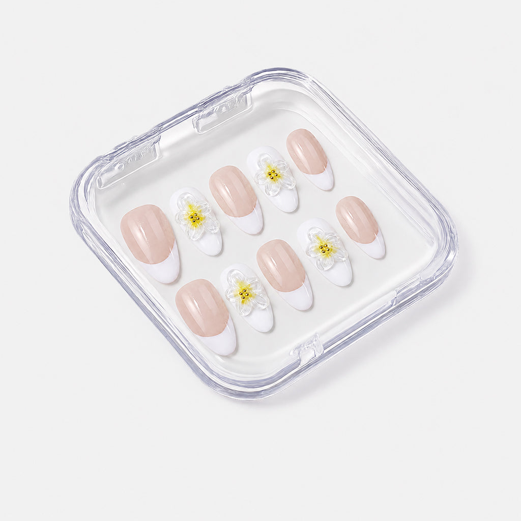 Daisy Bloom French Short Round - Box